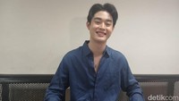 Prince mengenang Olivia sebagai kakak yang sangat baik. Katanya kalau ada sesuatu biasanya kita dapat tanda. Kita semua gak ada tanda, pas sebelum berangkat dia seharusnya pakai dress putih, ini dia ganti pakai dress hitam, kenang Gabriel Prince. Foto: Febryantino/detikcom