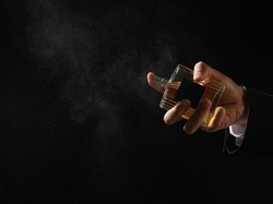 Kahf Berbagi Rekomendasi Parfum Cowok yang Cocok di Malam Hari