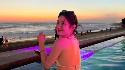 7 Gaya Jung Chaeyeon Aktris Drakor Viral Beyond the Bar Healing ke Bali