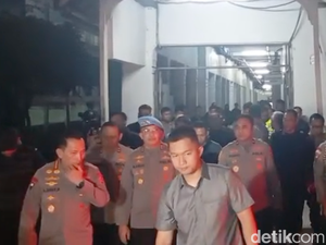 Kapolri Tiba di RSCM, Temui Keluarga Korban Tewas Dilindas Rantis Brimob
