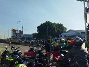Jalan Menuju Kwitang Ditutup Pagi Ini, Lalin di Kawasan Senen Macet Parah
