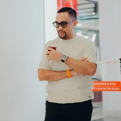 Rumah Sahroni Stark Digeruduk Massa, Patung Iron Man Hancur