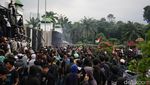 Massa Demo Sempat Jebol Gerbang DPR, Ditenangkan TNI