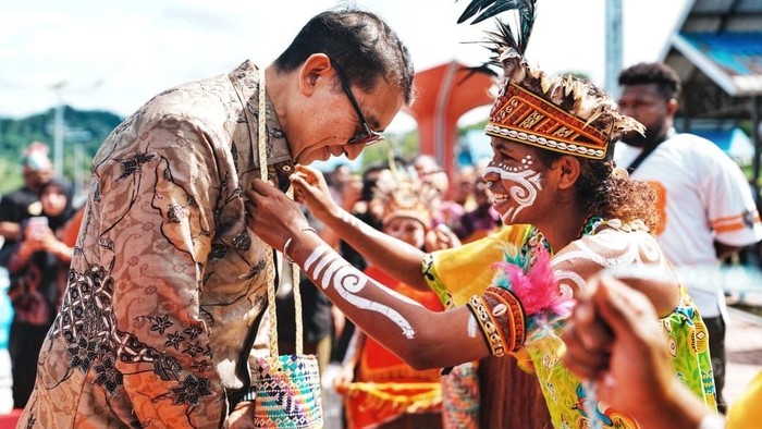 Menbud Fadli Zon