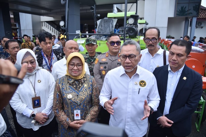 Menteri Koordinator Bidang Pangan Zulkifli Hasan (Zulhas) melakukan kunjungan kerja di Kabupaten Kebumen.