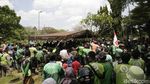 Momen Mengharukan, Ribuan Ojol Antar Jenazah Affan Kurniawan ke Peristirahatan Terakhir