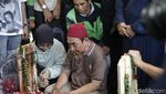 Momen Mengharukan, Ribuan Ojol Antar Jenazah Affan Kurniawan ke Peristirahatan Terakhir