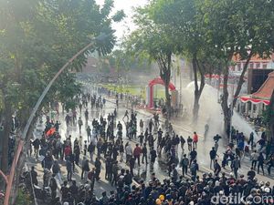 Kata Pakar Pendidikan Soal Keterlibatan Anak dalam Demo Rusuh