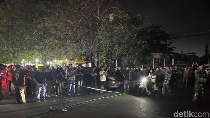 Penutupan Jalan Urip Sumoharjo Makassar.
