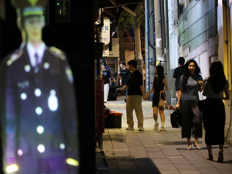 Polisi Virtual Hadir di Seoul, Hologram Ditugaskan Cegah Kriminalitas