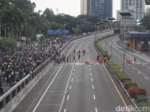 Kondisi Terkini Tol Dalam Kota Imbas Demo Kepung Jakarta
