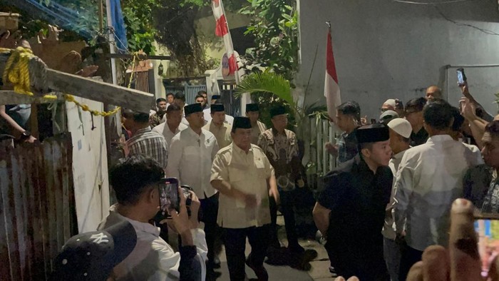 Prabowo datangi rumah duka Affan Kurniawan (Rolando/detikcom)