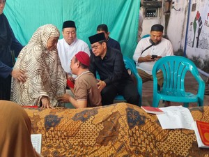Pramono Melayat ke Rumah Duka Affan Ojol yang Tewas Dilindas Rantis Brimob