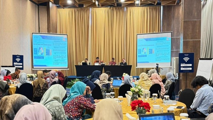 Sekretaris Daerah Banyuasin Erwin Ibrahim memaparkan strategi penurunan stunting.
