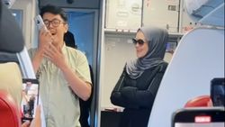 Momen Langka Siti Nurhaliza Nyanyi di Pesawat Hibur Penumpang