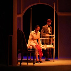 Teater Bunga Penutup Abad: Duka Pilu Minke dan Nyai Ontosoroh