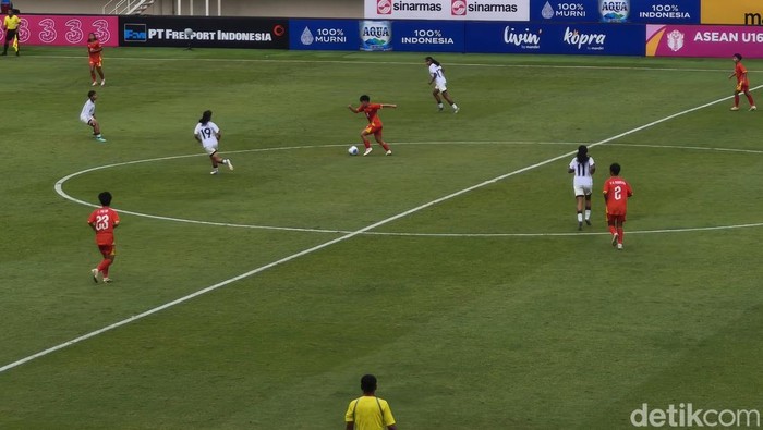 Timnas Indonesia Vs Vietnam di Piala AFF Putri U-16 di Stadion Manahan Solo, Jumat (29/8/2025).