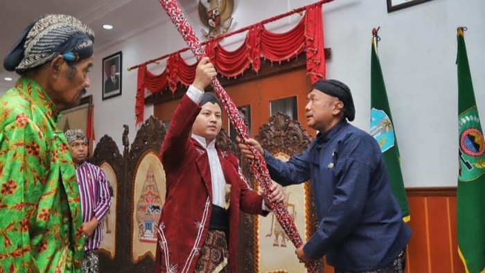 Tradisi Jamasan Pusaka Kabupaten Trenggalek