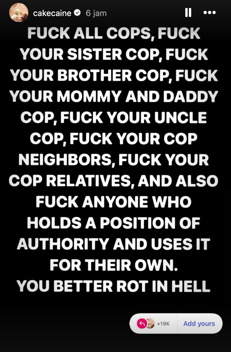 Ungkapan Duka Artis di Demo DPR.