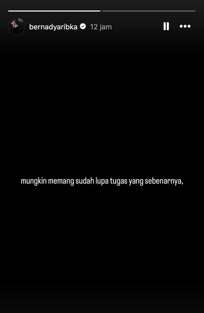 Ungkapan Duka Artis di Demo DPR.