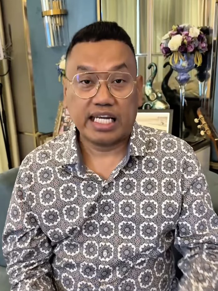 Uya Kuya klarifikasi video hoax dan minta maaf joget di DPR.