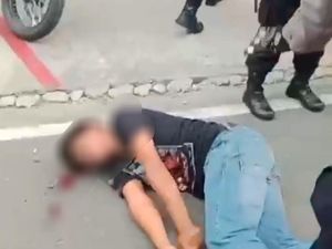 Pria yang Viral saat Demo di Medan Ngaku Kejang karena Belum Makan