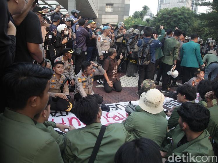 Wakapolda Metro Jaya Temui Massa Aksi Bela Affan Kurniawan, Janji Proses Hukum