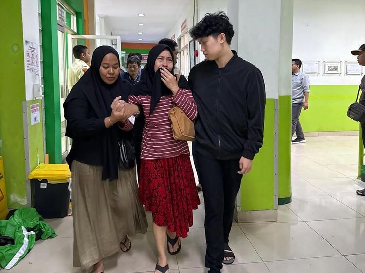 Willie Salim Temani Ibu Affan Kurniawan dari RS Sampai Rumah Duka