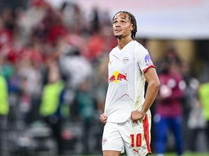 Tottenham Selangkah Lagi Dapatkan Xavi Simons