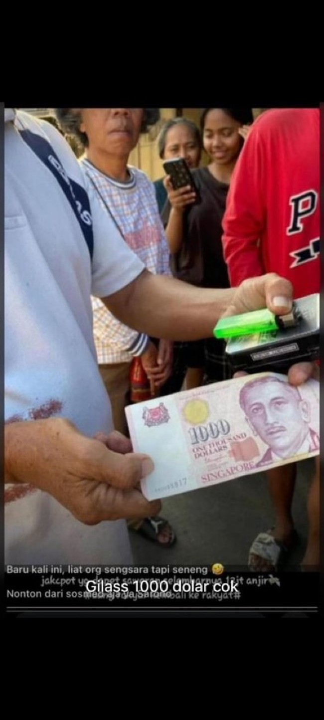 Barang diduga hasil jarahan rumah Sahroni