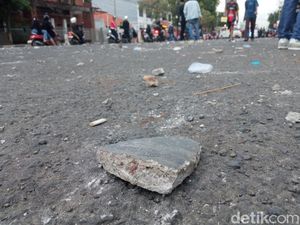 Yang Tersisa Usai Kerusuhan di Kota Cirebon Mereda