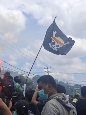 Viral di Indonesia, Bendera One Piece Berkibar hingga ke Nepal-Prancis