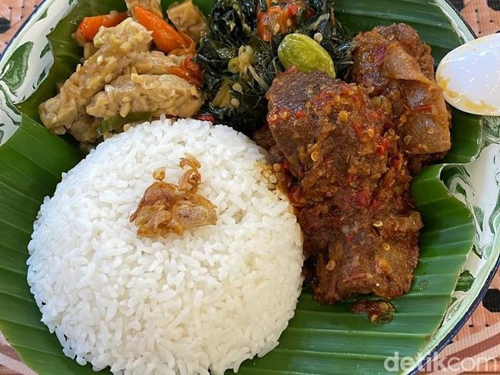 BoloSego Festival Kuliner Tjap Legende Surabaya 2025