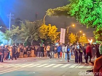 Takut Demo Ricuh Saat Malam, PKL-Warkop di Brebes Tutup Gasik