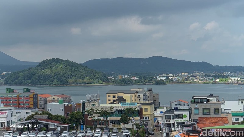 Hasil kamera Galaxy Z Flip7