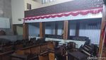 Penampakan Gedung DPRD Cirebon yang Jadi Sasaran Amuk Massa