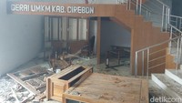 Belum ada keterangan resmi dari pihak kepolisian maupun pemerintah daerah terkait kerusakan yang ditimbulkan.