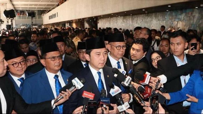 Ketua Fraksi Demokrat Ibas