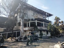 Kondisi Terkini Gedung DPRD Makassar Usai Dibakar Massa Semalam