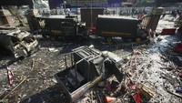 Selain Mapolres Jaktim, diketahui ada lima Polsek di Jaktim yang juga diserang massa. Yakni Polsek Matraman, Makasar, Ciracas, Jatinegara dan Cipayung.