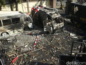 Video: Kondisi Terkini Polres Jaktim Usai Diserang dan Dilempari Molotov