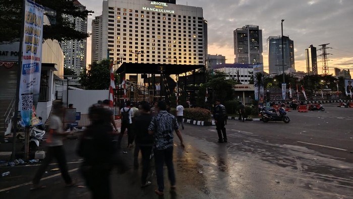 Kondisi terkini Polda Metro Jaya, Sabtu (30/8/2025).