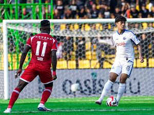 Diwarnai 2 Kartu Merah, Persijap Vs Arema Tuntas 0-0