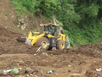 Longsor di Piket Nol Putuskan Jalur Lumajang-Malang, Ini Upaya BPBD