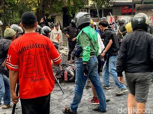 Terduga Perusuh di Kantor DPRD Jabar Diamankan Polisi