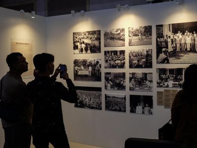 Napak Tilas Kemerdekaan Lewat Pameran Arsip dan Foto 1945 di Solo