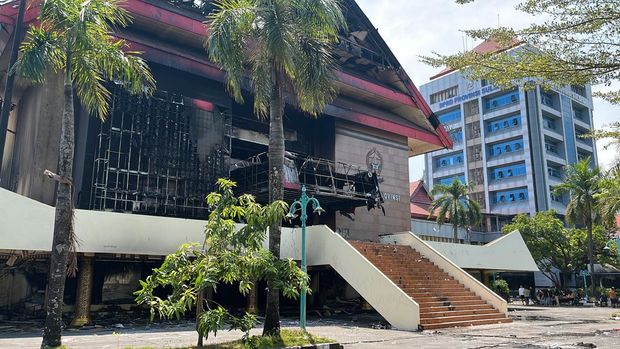 Penampakan gedung DPRD Sulsel di Makassar.