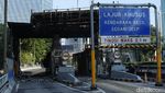 Penampakan Gerbang Tol Kuningan 1 Hangus Sisa Rangka Usai Demo Ricuh