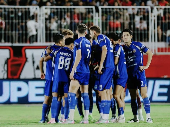 Penggawa PSIM Jogja saat menghadapi Malut United di Stadion Gelora Kie Raha, Ternate, Sabtu (30/8/2025).