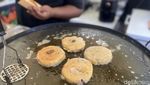 Di Blok M Bisa Jajan Canai hingga Roti Daging Viral Ala Jalan Alor Malaysia